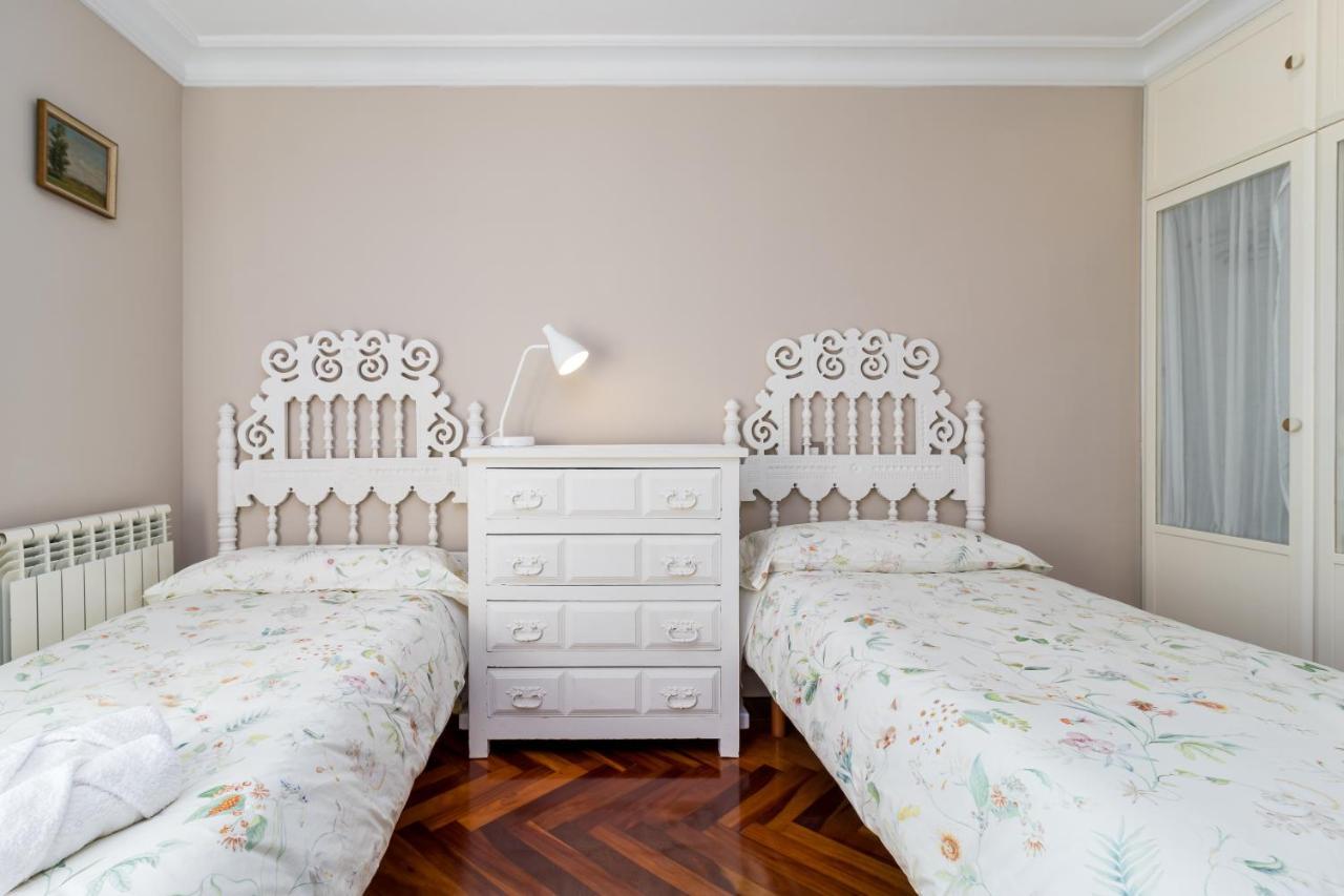 Apartamento Luminoso Cerca Playa Sardinero Con Parking Privado Santander Luaran gambar